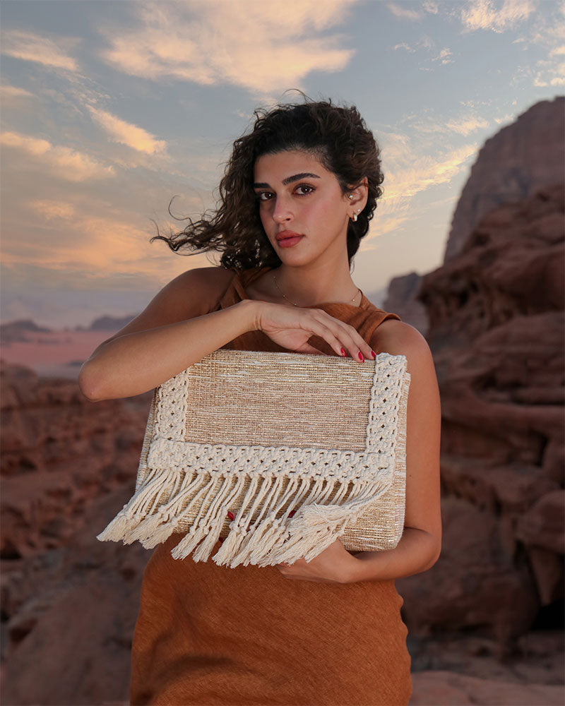 Alia macrame