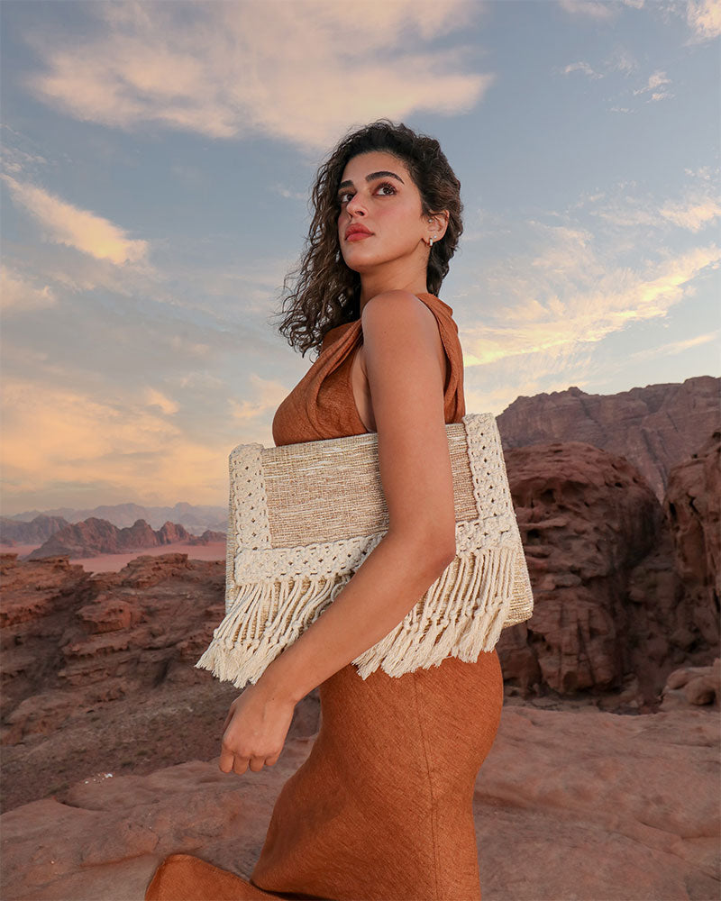 Alia macrame